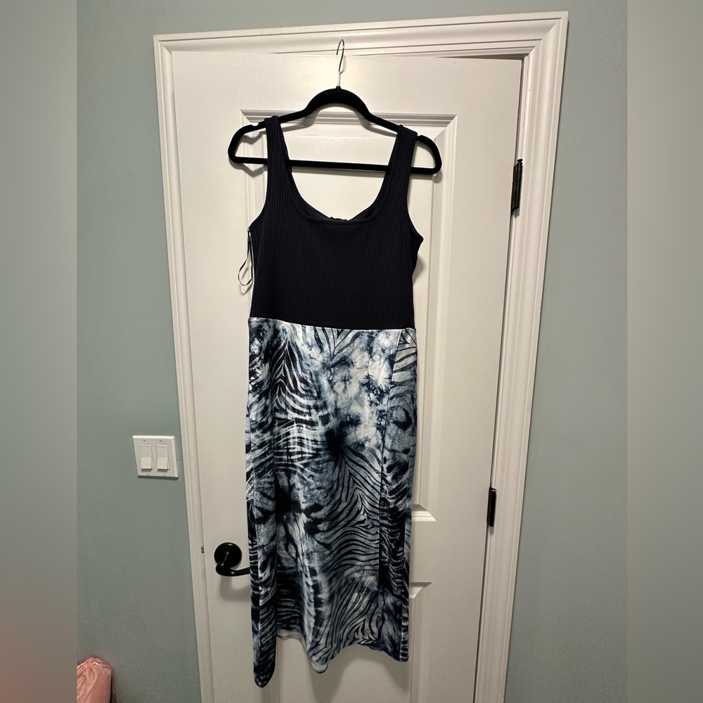 NWT GUESS  tank top midi dress bottom half  silk size L